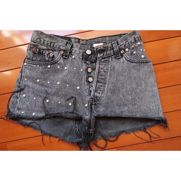 Vintage embellished  Levi’s - Picture 1 of 4